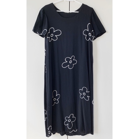 Vintage 90s black daisy print crinkle relaxed fit short sleeve maxi midi dress - Picture 3 of 5